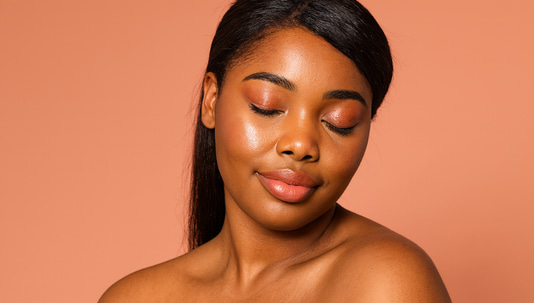 The Difference Between HydraFacial & Chemical Peel: Which One Is For You?