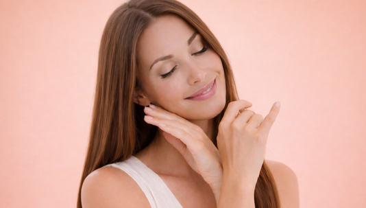 Can I Use Vitamin C After Microneedling? Expert Advice Can I Use Vitamin C After Microneedling? Expert Advice